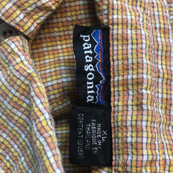 Patagonia short sleeve button down - Picture 2 of 4